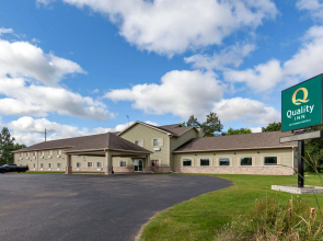 Quality Inn Redgranite