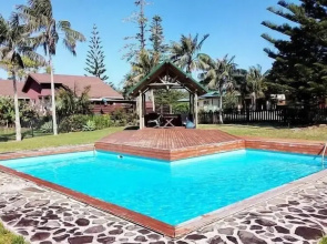 Fletcher Christian Apartments - Manava Suites