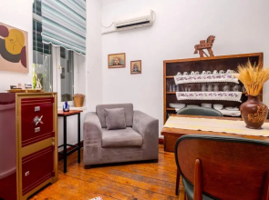 Lovely and Central Flat With Balcony in Cihangir