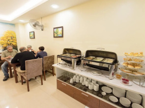 Golden Legend Diamond Hotel	