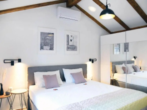 Apartment D & Studio L