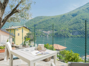 La Quiete in Laglio With 2 Bedrooms and 1 Bathrooms