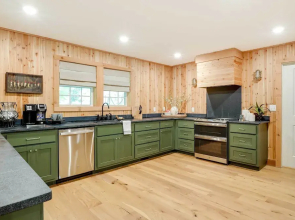 Spacious Home on Beaver Lake w/ Deck & Fire Pit!