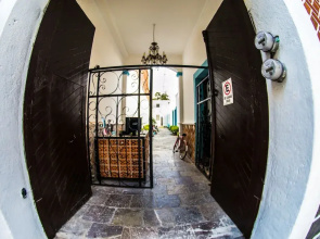 Gente de más Bed & Breakfast
