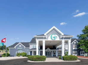 GrandStay Hotel & Suites - Waunakee
