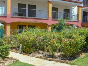 Haa001) Apartamento Moderno Con Jardín.