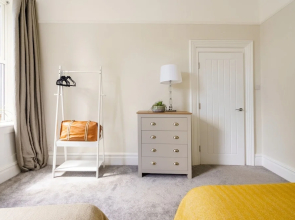 HG Collection - Cardiff City - Sleeps 6