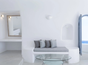 Pegasus Suites & Spa