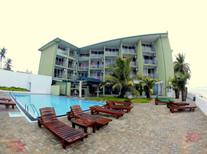 Otel' Hikkaduwa Beach