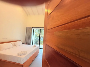 Kavana Resort and Villa