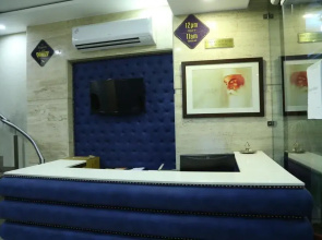 OYO Premium Ptl Chowk Phase 5 Mohali(Cha095)