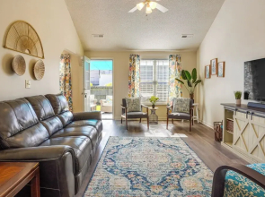 North Charleston Home Rental Near Shops & Beach!