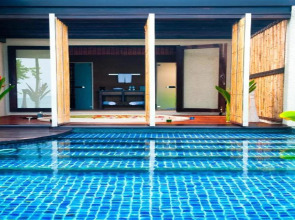 Sareeraya Villas & Suites