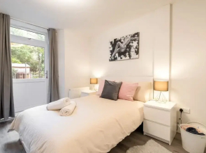 1bed-ground Fl -private Entrance