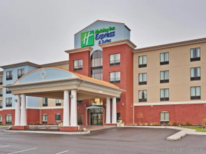 Holiday Inn Express Hotel & Suites New Philadelphia by IHG