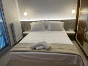 Pink rose luxury and comfort apartment at the centre of Preveza