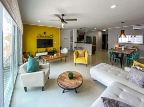 Plaza Paraiso by Riviera Rentals