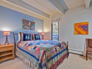 Ten Mile Island 119c 2 Bedroom Condo by RedAwning