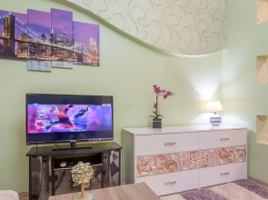 Flatsis Apartment Konstitutsii 2