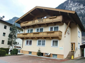 Cozy Apartment in Mayrhofen With Balcony