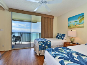 Hololani A204 by RedAwning