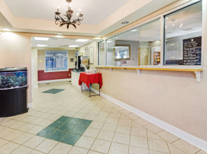 Super 8 by Wyndham Salisbury