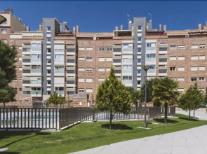 Roomspace Las Tablas Grañón Apartments