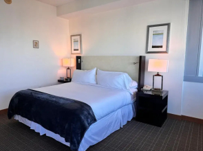 Brickell Floor 31 Sea View-Free Parking by Palermo Home