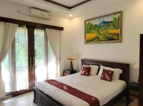 Mambal Guests House