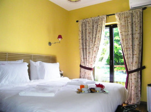 Theatro Hotel Odysseon