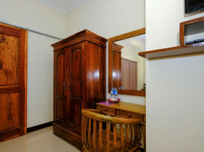 Oyo 1659 Sengkunyit Bukit Hotel