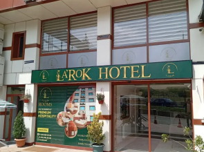 Larok Hotel