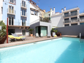 Downtown, Lisbon Apartment