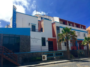 Blue Bell Hotel