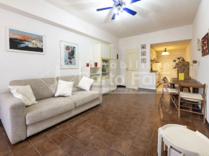 Apartment 10 Centro - TWO ROOMS APARTMENT ON THE PIAZZETTA-10C PORTO FARO