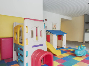 Bliston Suwan Park View