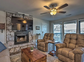Scenic, Convenient Lake of the Ozarks Resort Condo