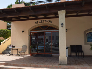 Anthi Maria Beach Apartments