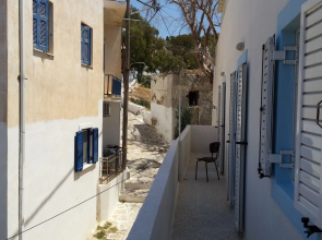 Grandma Vasiliki Rooms To Let