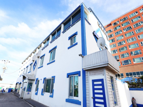 James Blue Guesthouse