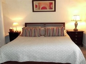 Townhouse Hotel