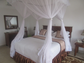 Sundown Carnival Lodge