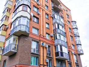 ApartPoltava Светлые и просторные 2-комнатные апартаменты в самом центре Полтавы