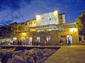Hotel Kaštil