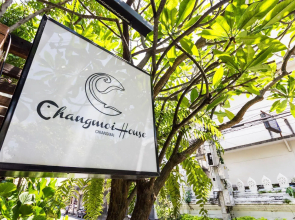 Changmoi House (Little Village)
