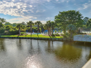 Palmetto Dunes Golf Getaway: Pool + Beach Access!