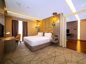 Four Points by Sheraton Production City, Dubai