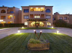 La Costa Golf & Beach Resort