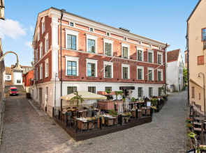 Donners Hotel