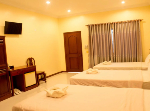Sun Sengky Guesthouse